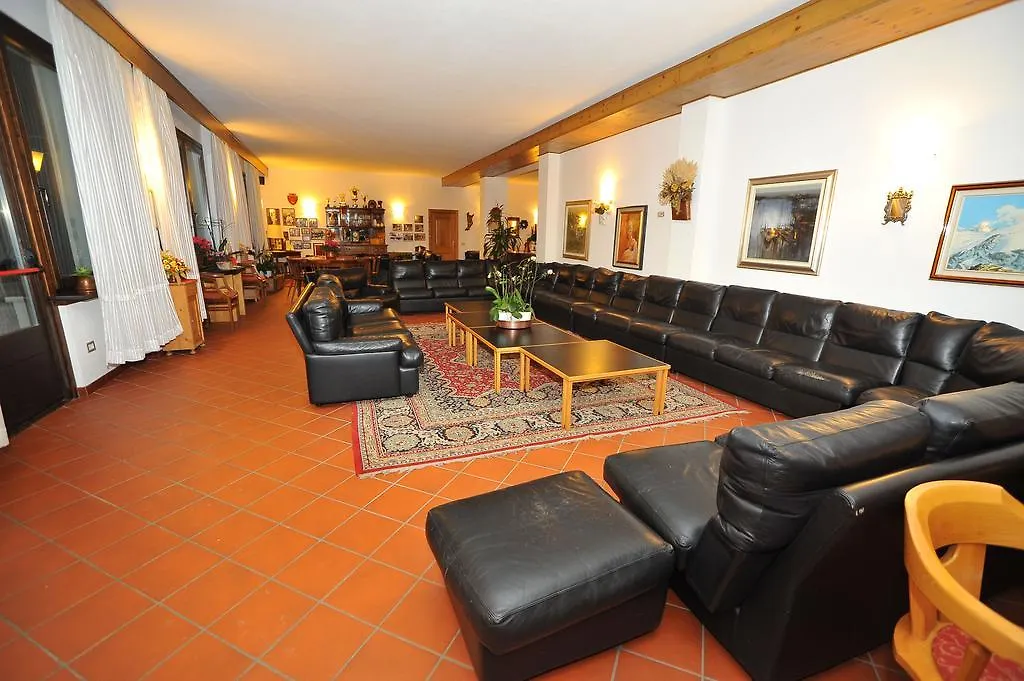 Hotel Derby Bormio 3*,  Italy